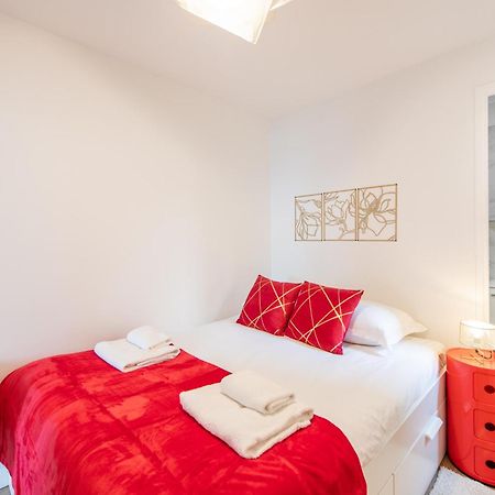 Spacious And Bright 2-Bedroom Large Apartment Very Close To Paris - Near Metro Булонь-Бийанкур Экстерьер фото