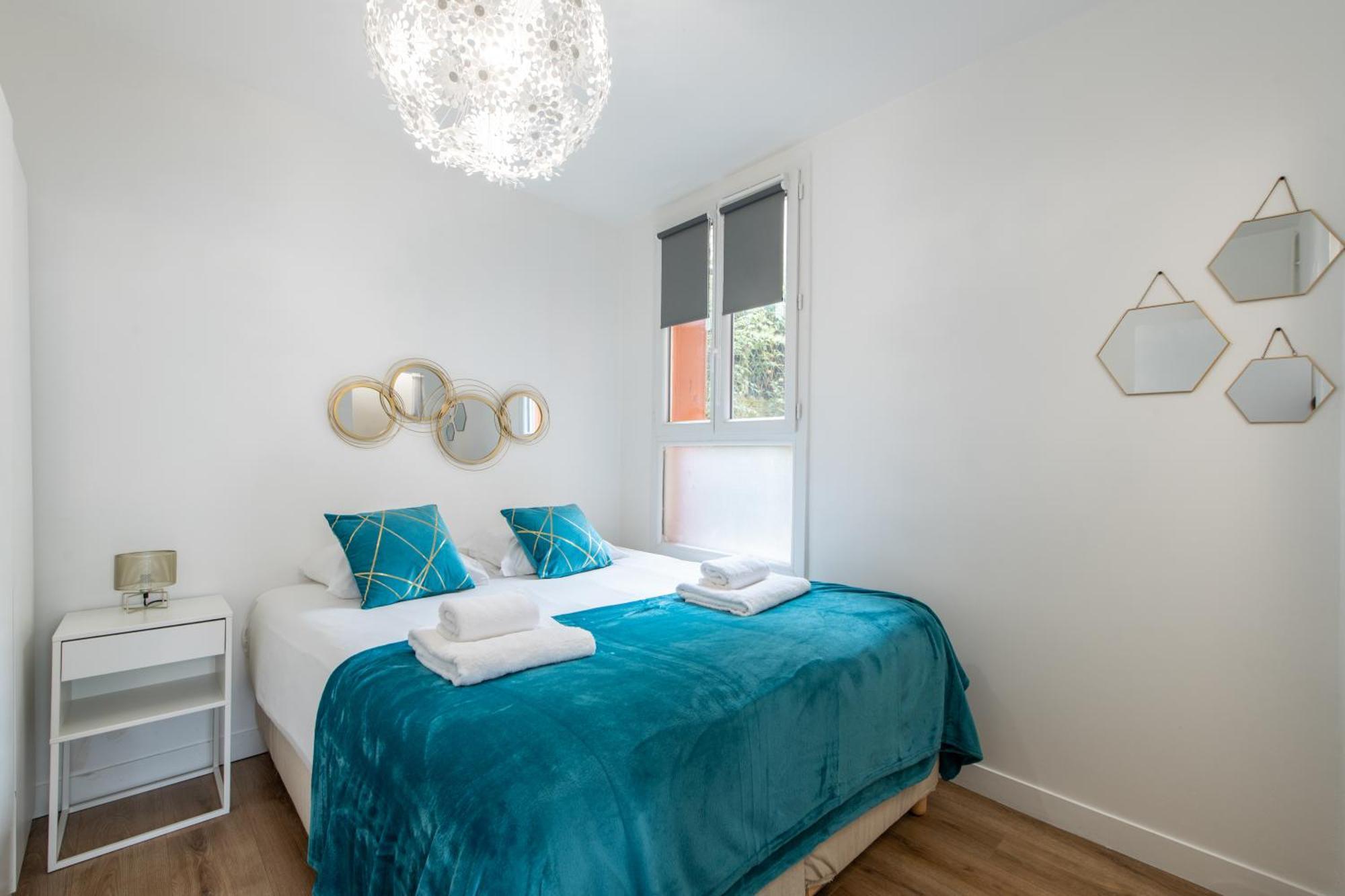 Spacious And Bright 2-Bedroom Large Apartment Very Close To Paris - Near Metro Булонь-Бийанкур Экстерьер фото