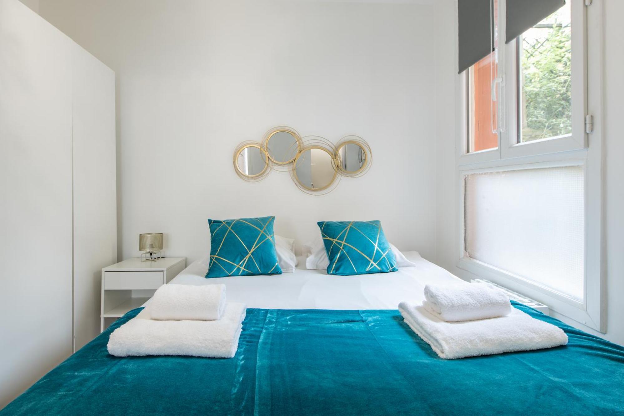 Spacious And Bright 2-Bedroom Large Apartment Very Close To Paris - Near Metro Булонь-Бийанкур Экстерьер фото