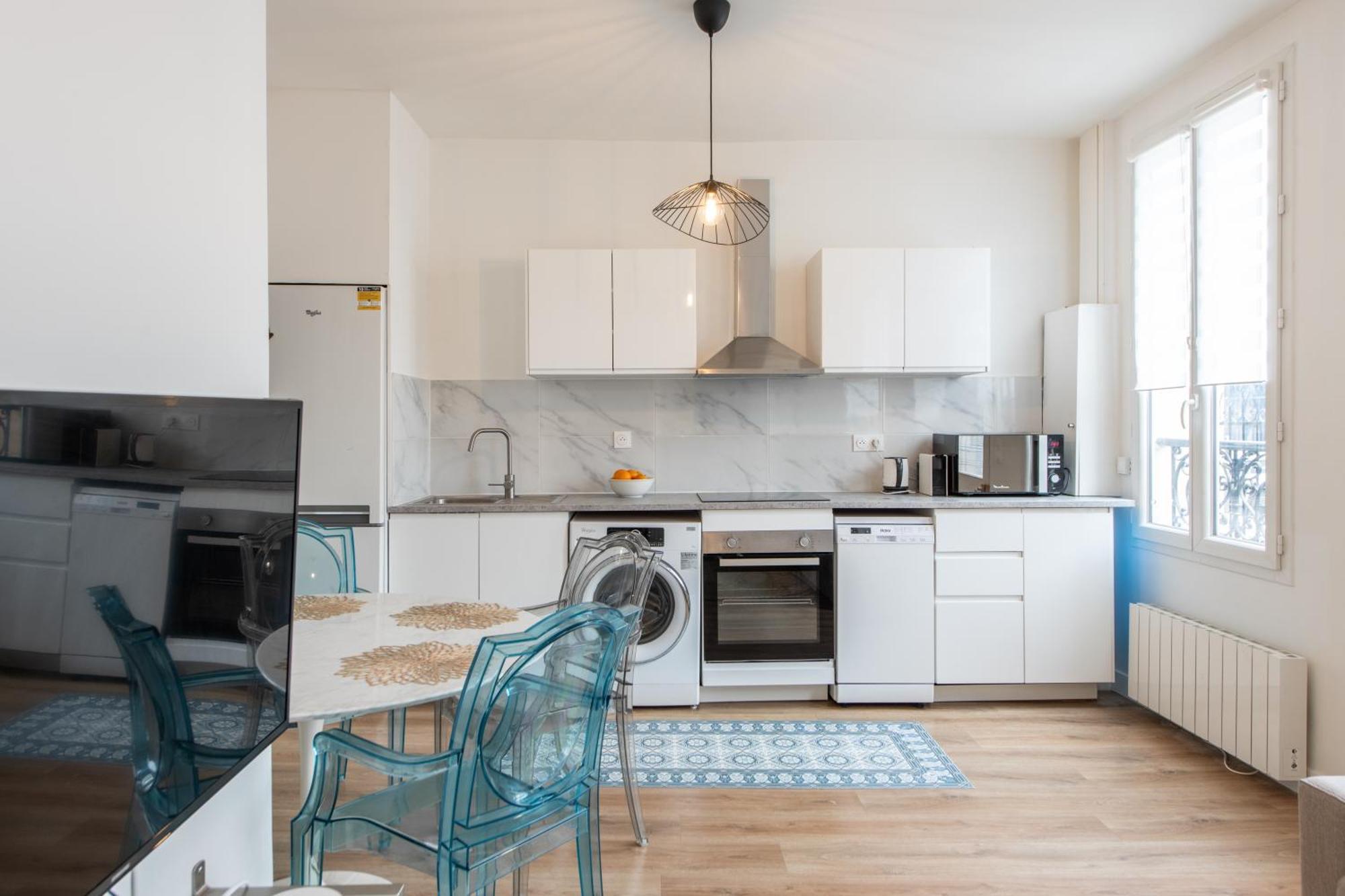 Spacious And Bright 2-Bedroom Large Apartment Very Close To Paris - Near Metro Булонь-Бийанкур Экстерьер фото
