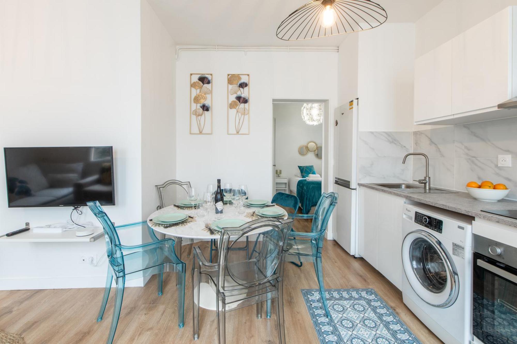 Spacious And Bright 2-Bedroom Large Apartment Very Close To Paris - Near Metro Булонь-Бийанкур Экстерьер фото