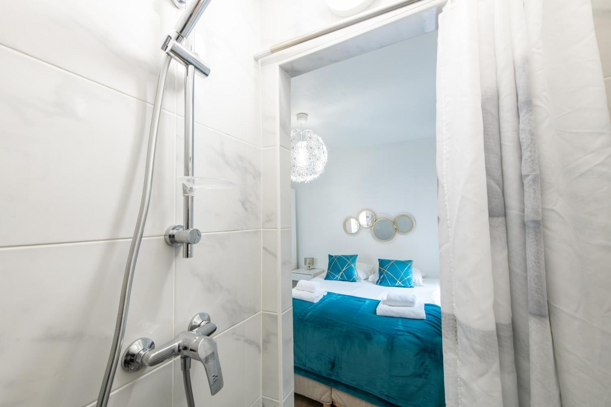 Spacious And Bright 2-Bedroom Large Apartment Very Close To Paris - Near Metro Булонь-Бийанкур Экстерьер фото