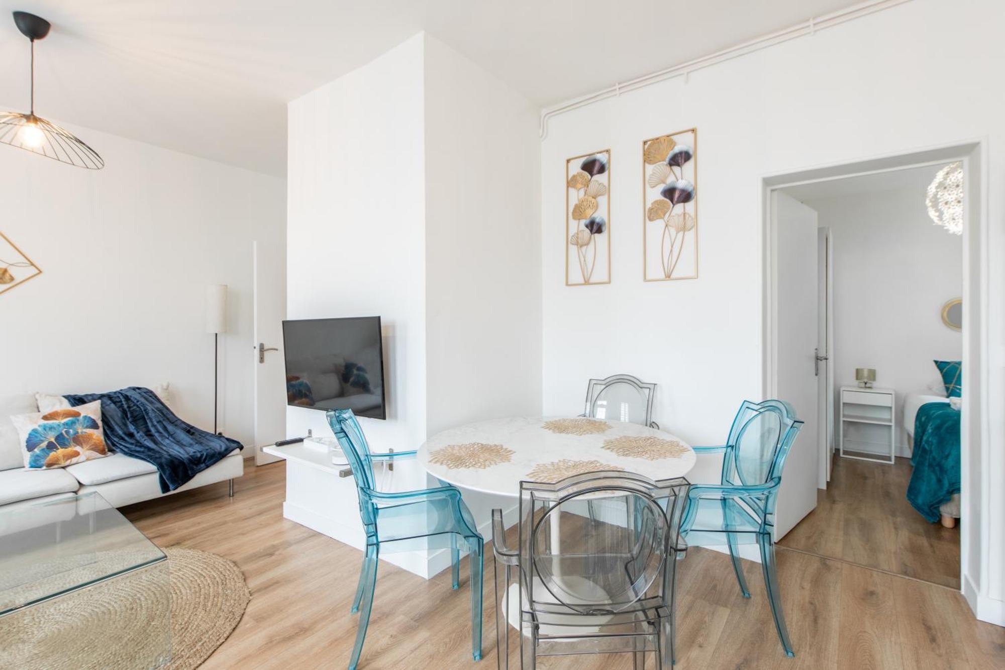 Spacious And Bright 2-Bedroom Large Apartment Very Close To Paris - Near Metro Булонь-Бийанкур Экстерьер фото