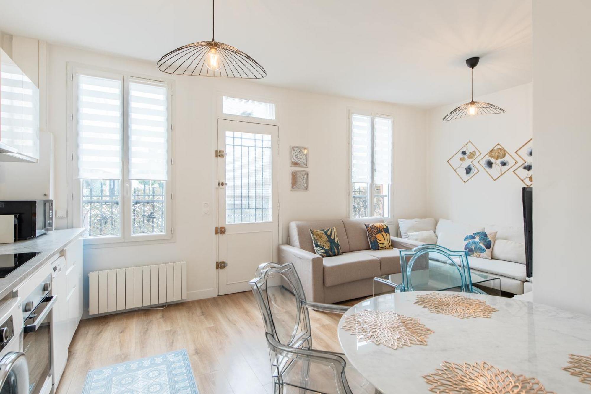 Spacious And Bright 2-Bedroom Large Apartment Very Close To Paris - Near Metro Булонь-Бийанкур Экстерьер фото